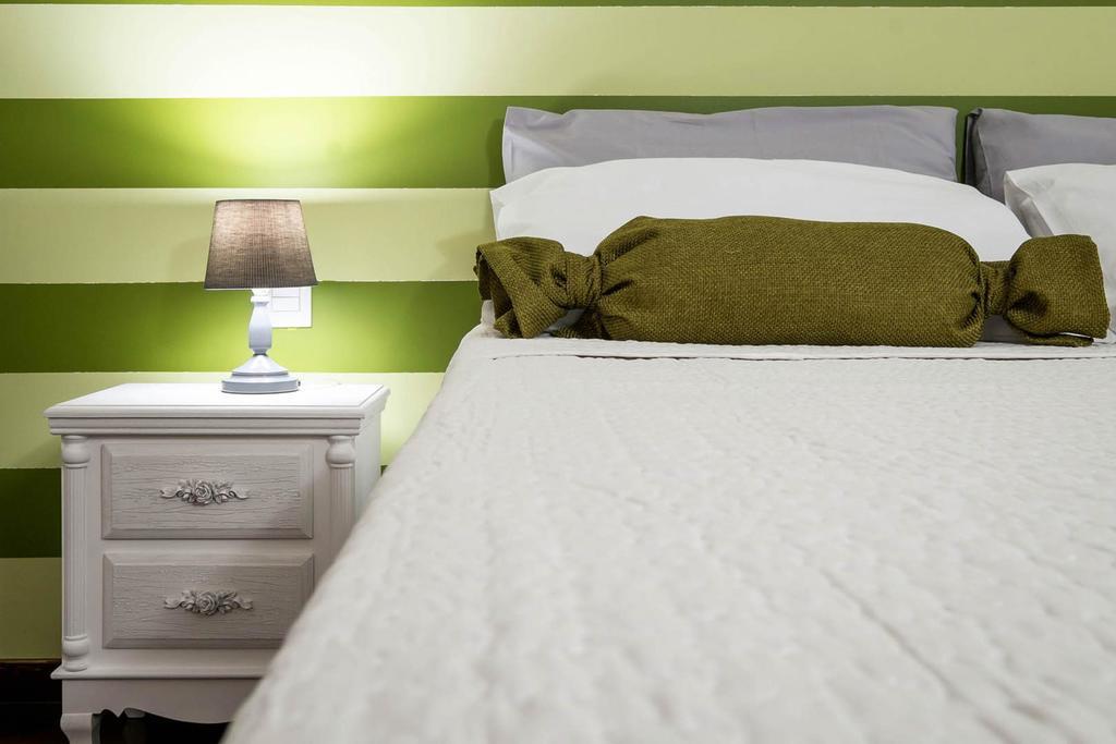 Quattro Canti Apartments Palermo Bilik gambar