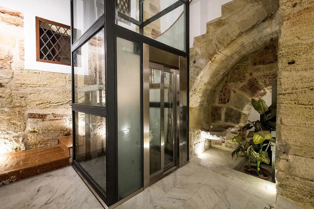 Quattro Canti Apartments Palermo Luaran gambar